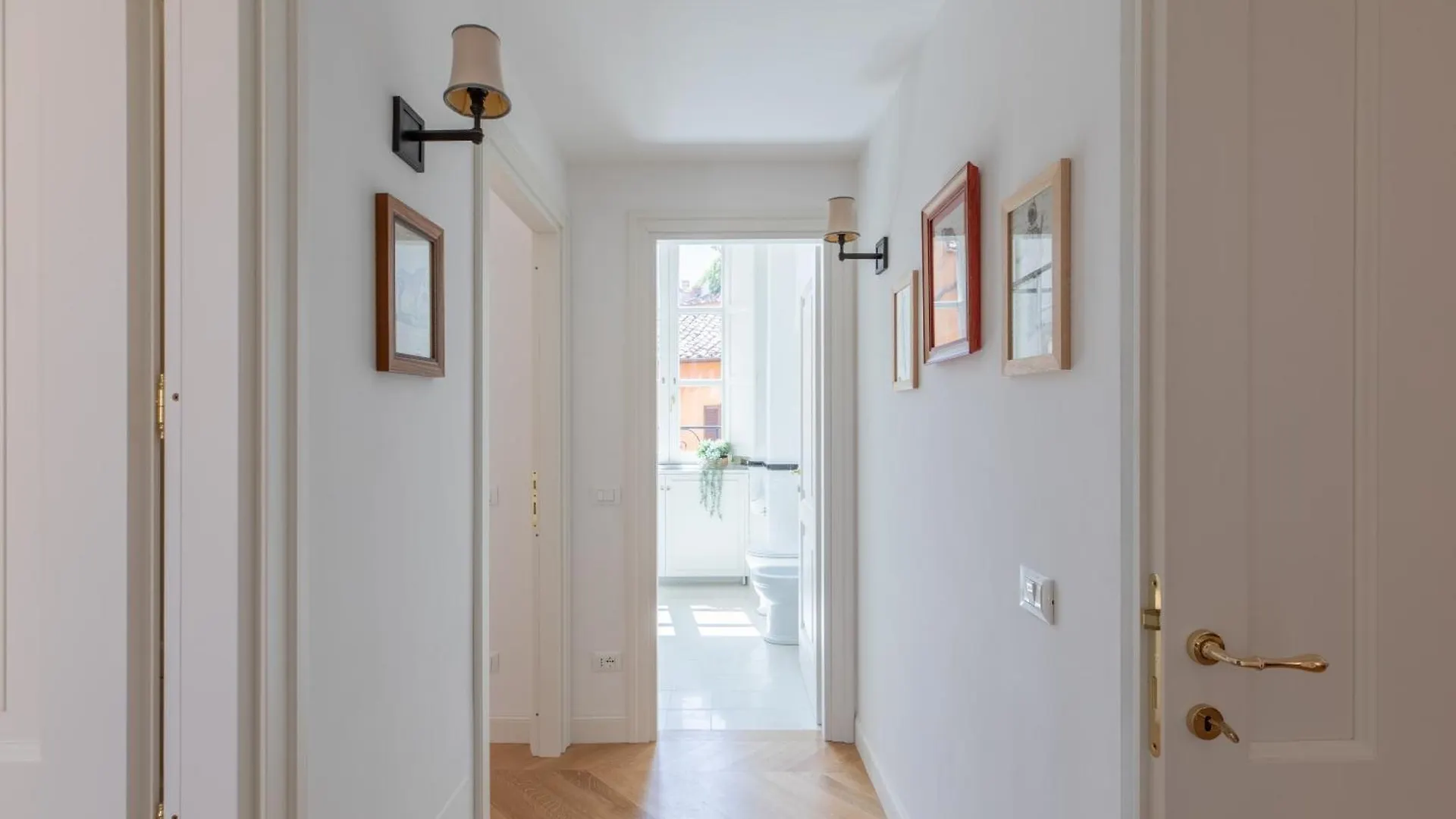 Apartment Iflat Campo De' Fiori Brand New & Bright Apt Rome