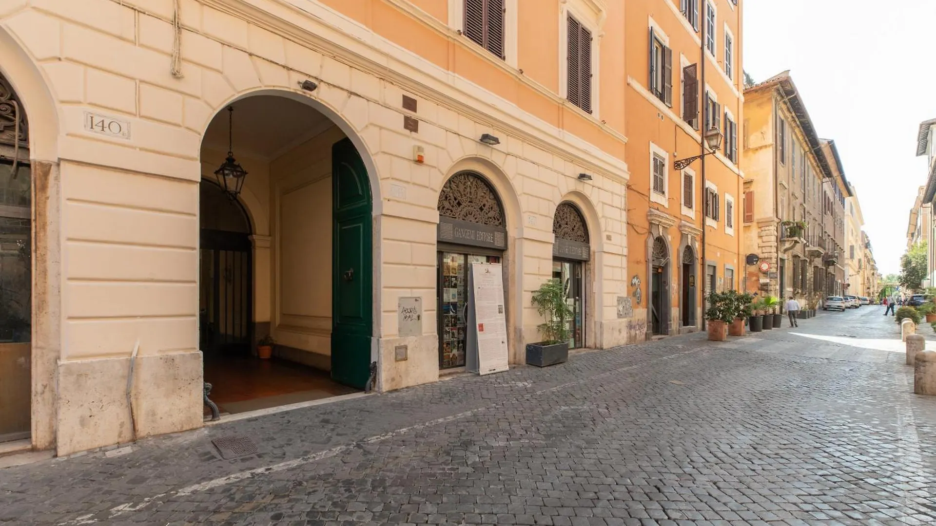 Iflat Campo De' Fiori Brand New & Bright Apt Rome